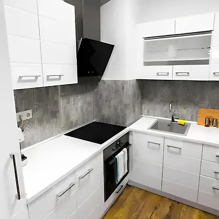 Apartment Hot Main Square Newly Built Modern Burgas