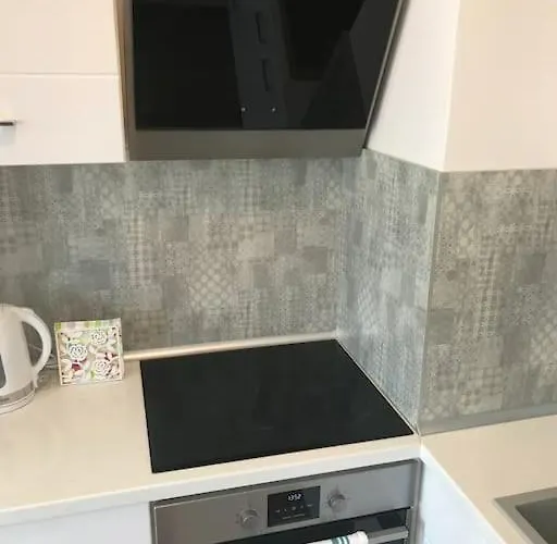 Hot Main Square Newly Built Modern Apartament *