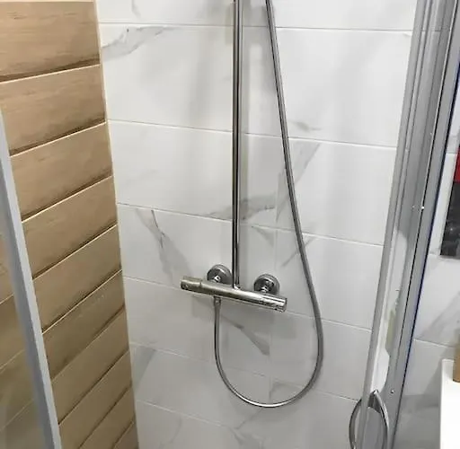 Hot Main Square Newly Built Modern Apartament Burgas City